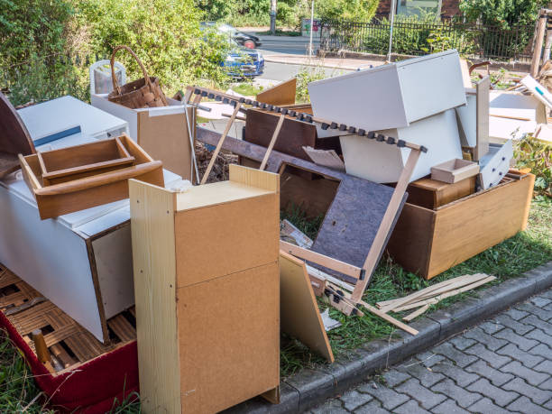 Best Commercial Cleanout Services  in Searingtown, NY